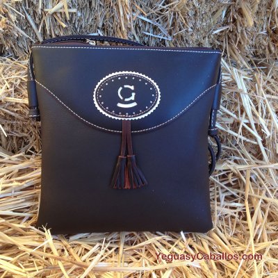 Bolso bandolera con obalo y borla ecuestre