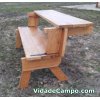 Banco-mesa artesano de madera sencillo